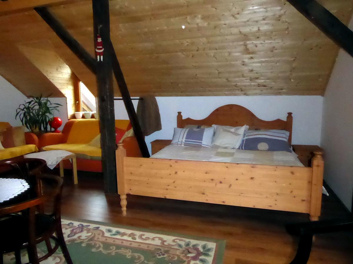 Penzion Sucháč Osecna Esterno foto